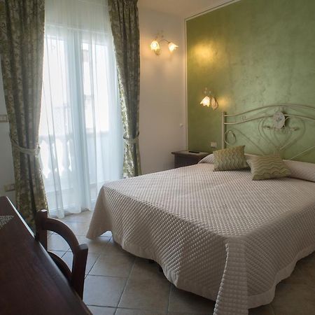 B&B Corte Dell' Immacolata Taviano  Eksteriør billede