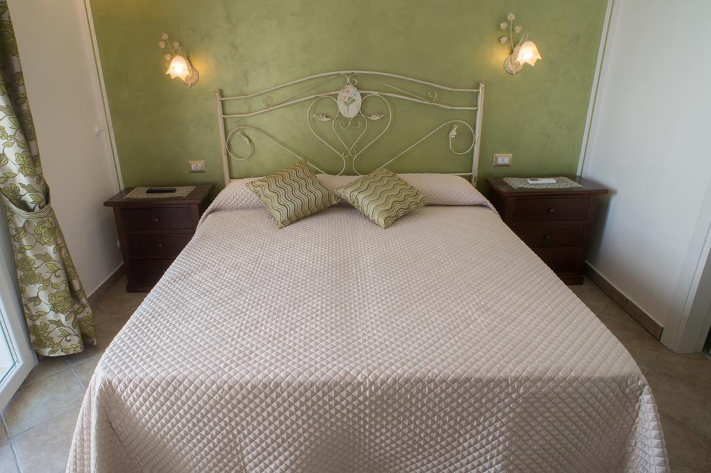 B&B Corte Dell' Immacolata Taviano  Eksteriør billede