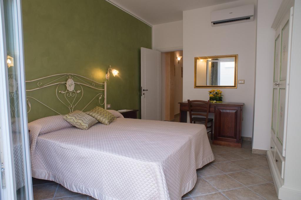 B&B Corte Dell' Immacolata Taviano  Eksteriør billede
